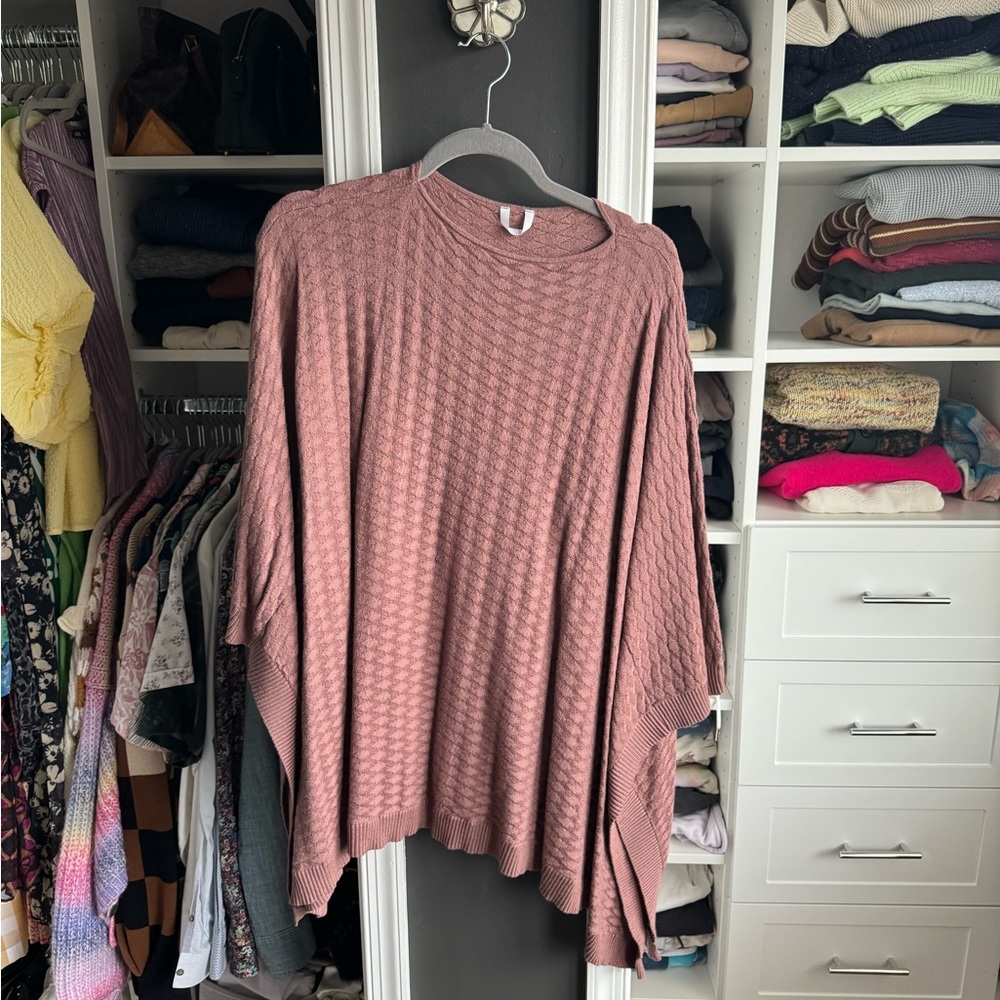 Lululemon amber colored cape - O/S